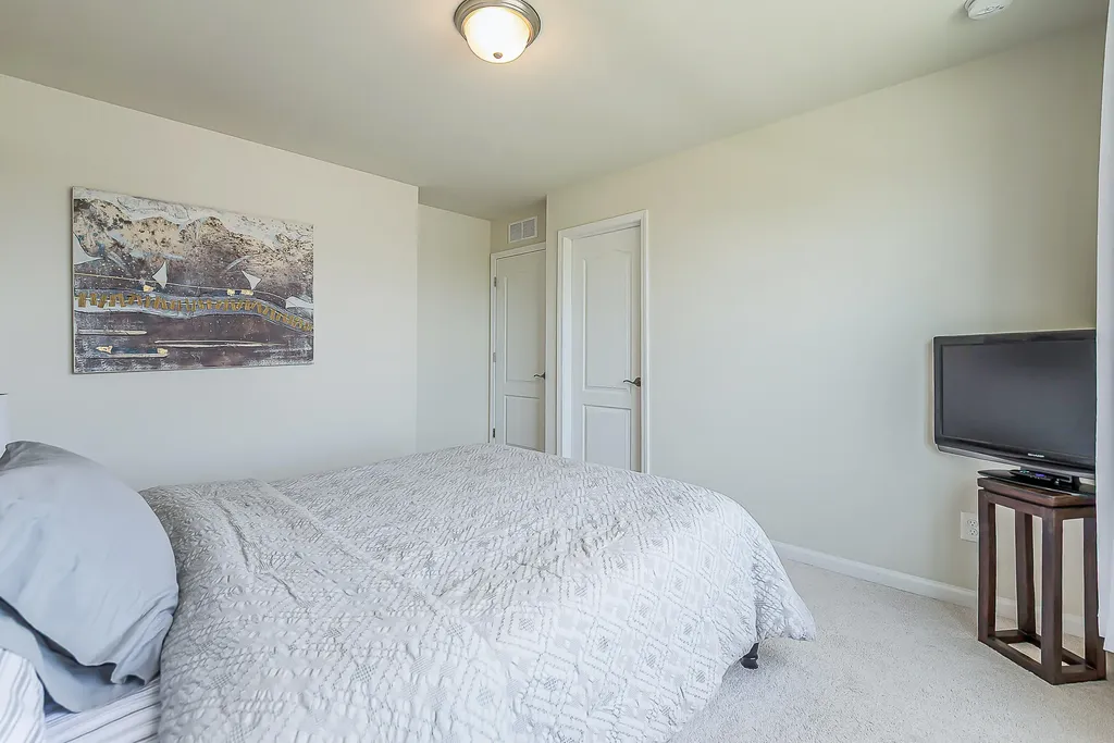 620 Holmdale Way Pittsfield Charter Township MI 48108