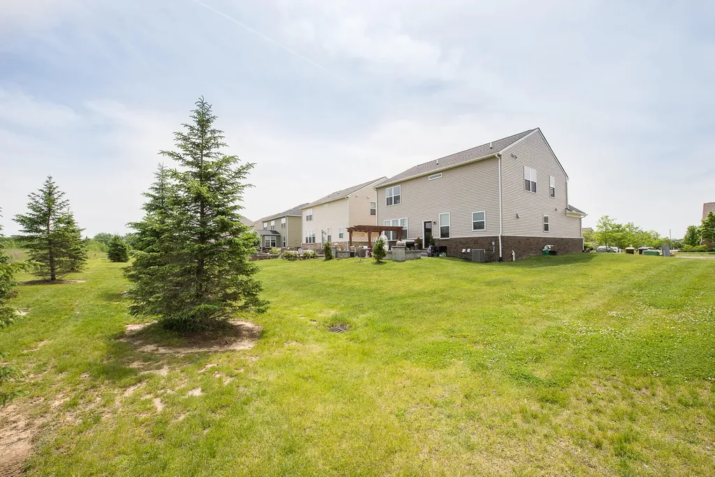 620 Holmdale Way Pittsfield Charter Township MI 48108