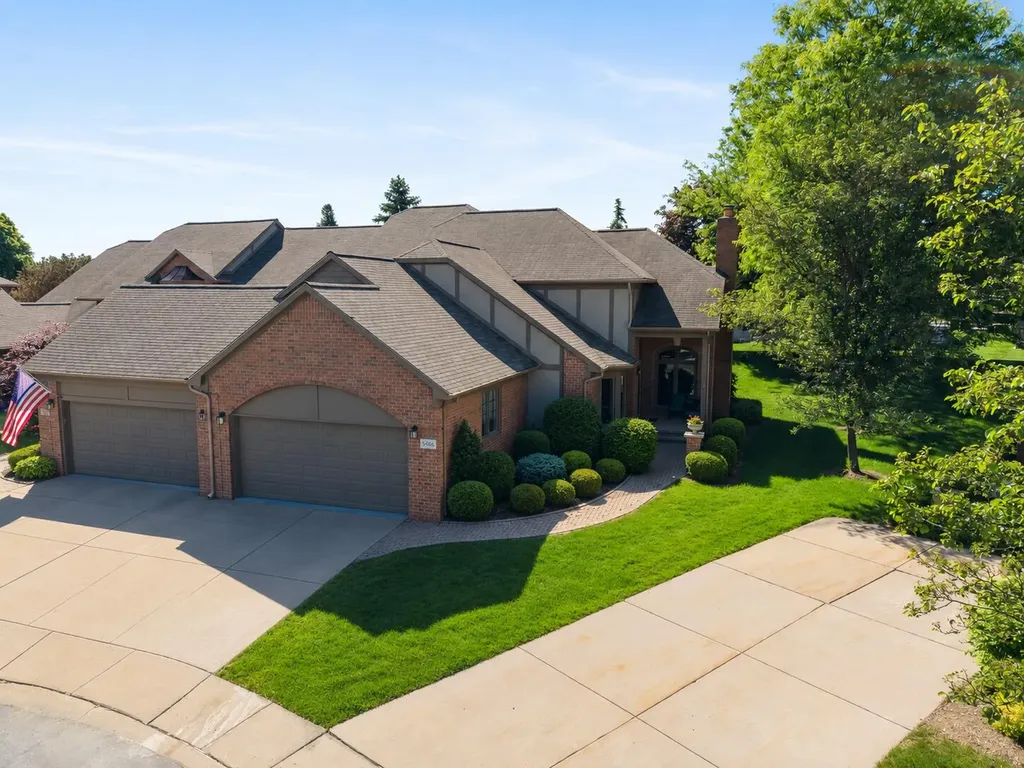 54661 Bellingham Drive Shelby Charter Township MI 48316