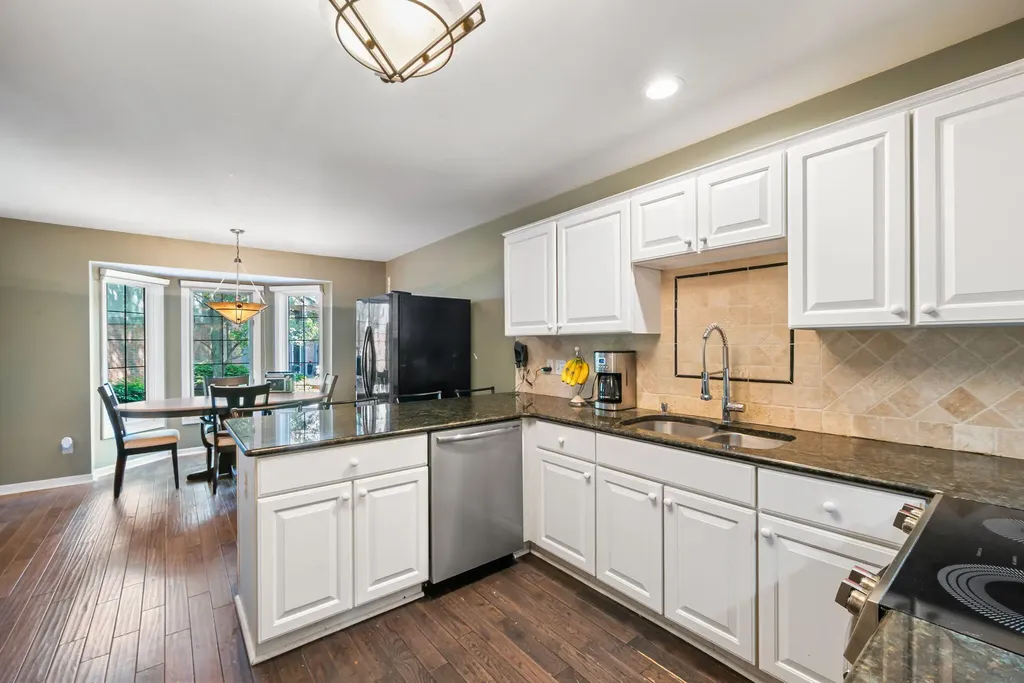 54661 Bellingham Drive Shelby Charter Township MI 48316