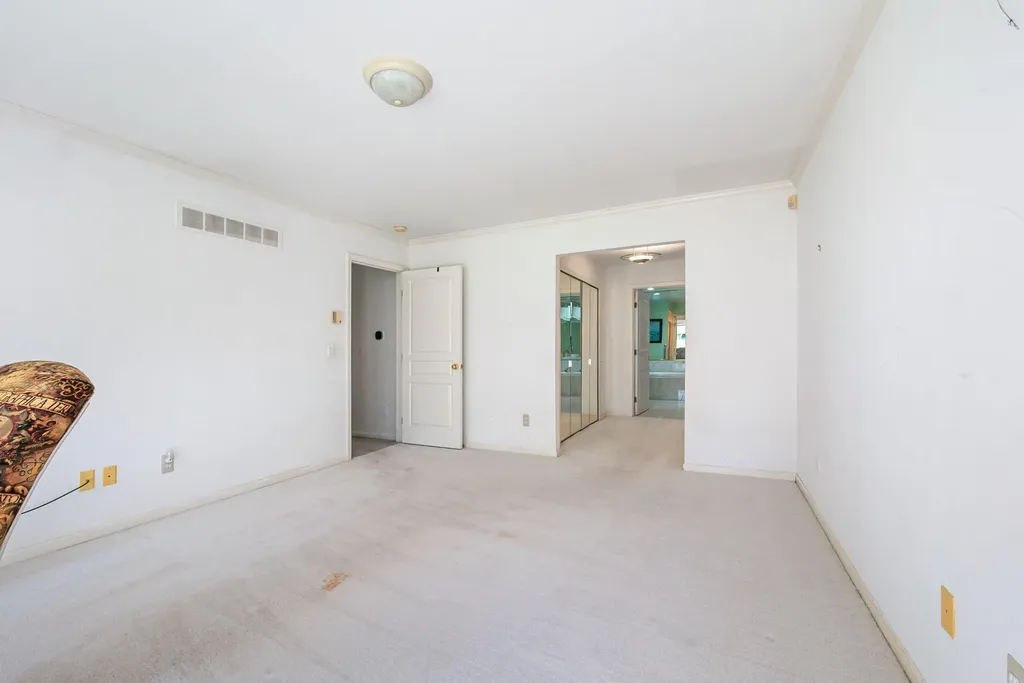 54661 Bellingham Drive Shelby Charter Township MI 48316