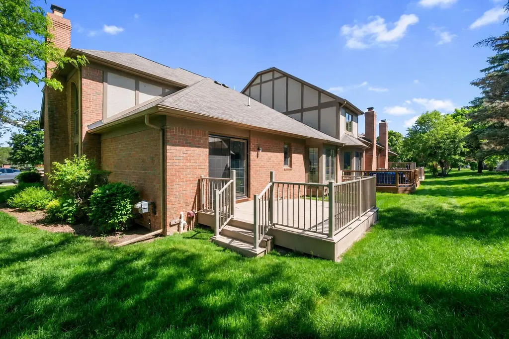 54661 Bellingham Drive Shelby Charter Township MI 48316