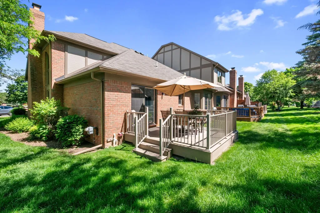 54661 Bellingham Drive Shelby Charter Township MI 48316