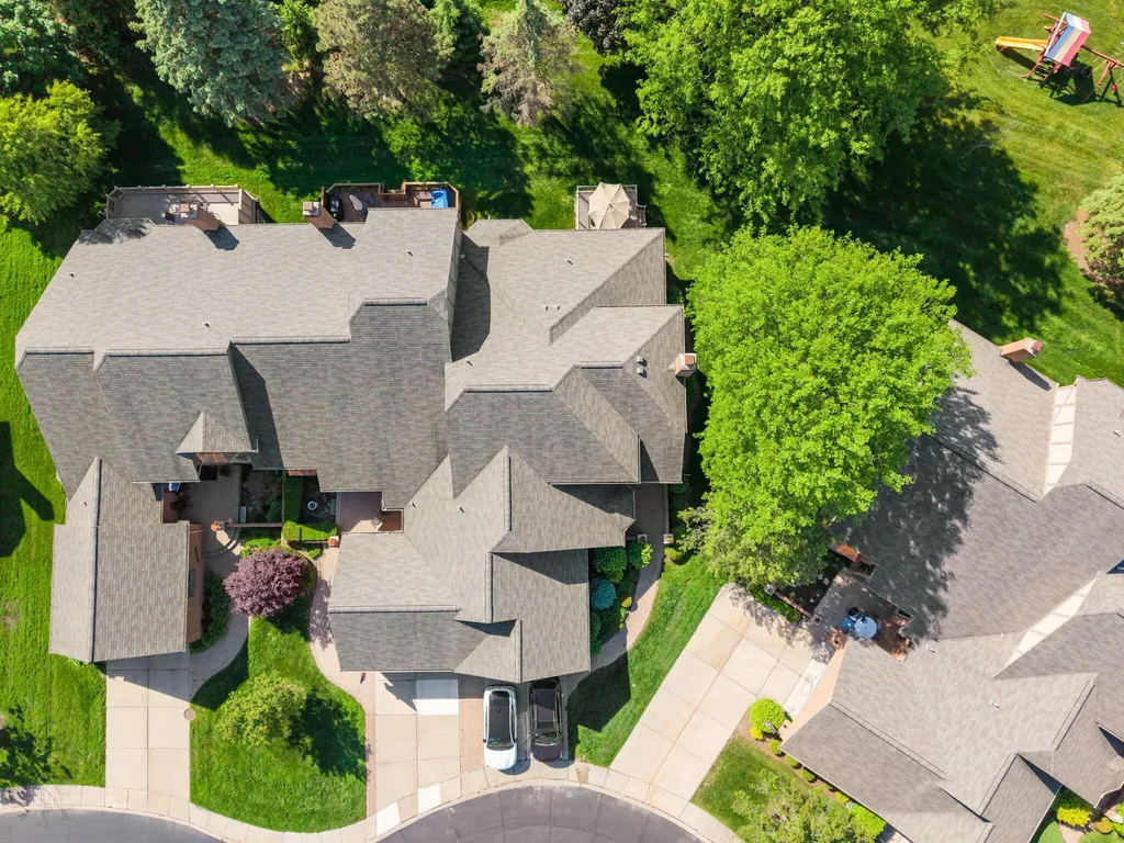 54661 Bellingham Drive Shelby Charter Township MI 48316