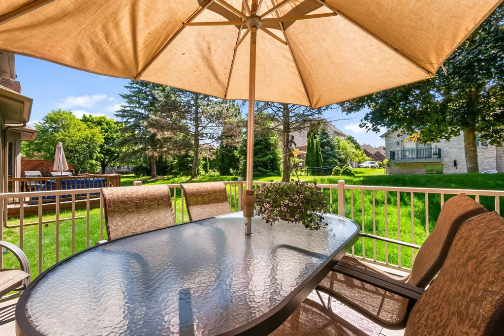 54661 Bellingham Drive Shelby Charter Township MI 48316