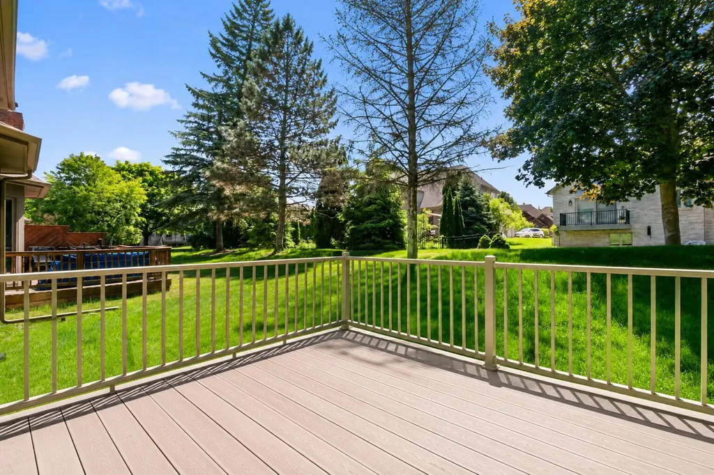 54661 Bellingham Drive Shelby Charter Township MI 48316
