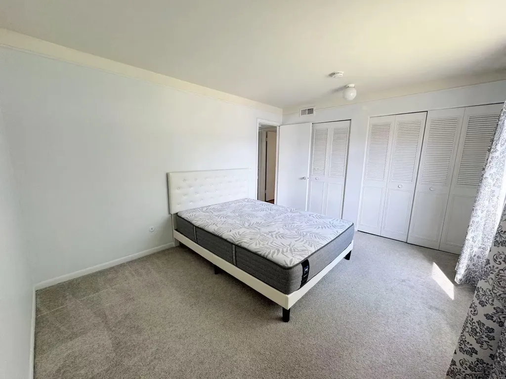 1225 Island Drive Ann Arbor City MI 48105