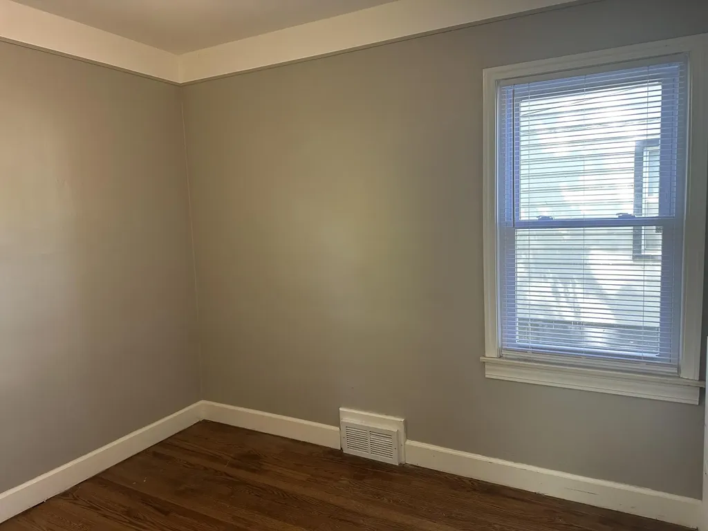19348 Washtenaw Street Harper Woods City MI 48225