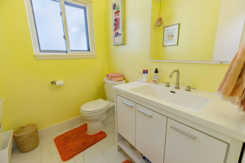 2522 Lafay Drive West Bloomfield Charter Township MI 48324