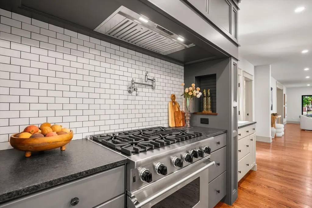 621 W Summit Street Ann Arbor City MI 48103