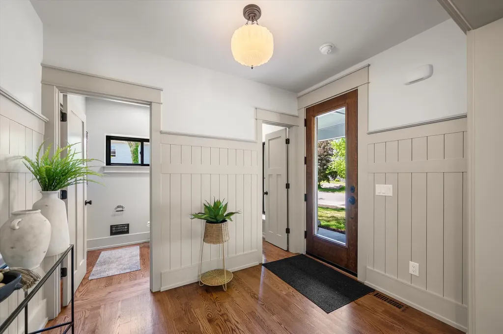 621 W Summit Street Ann Arbor City MI 48103