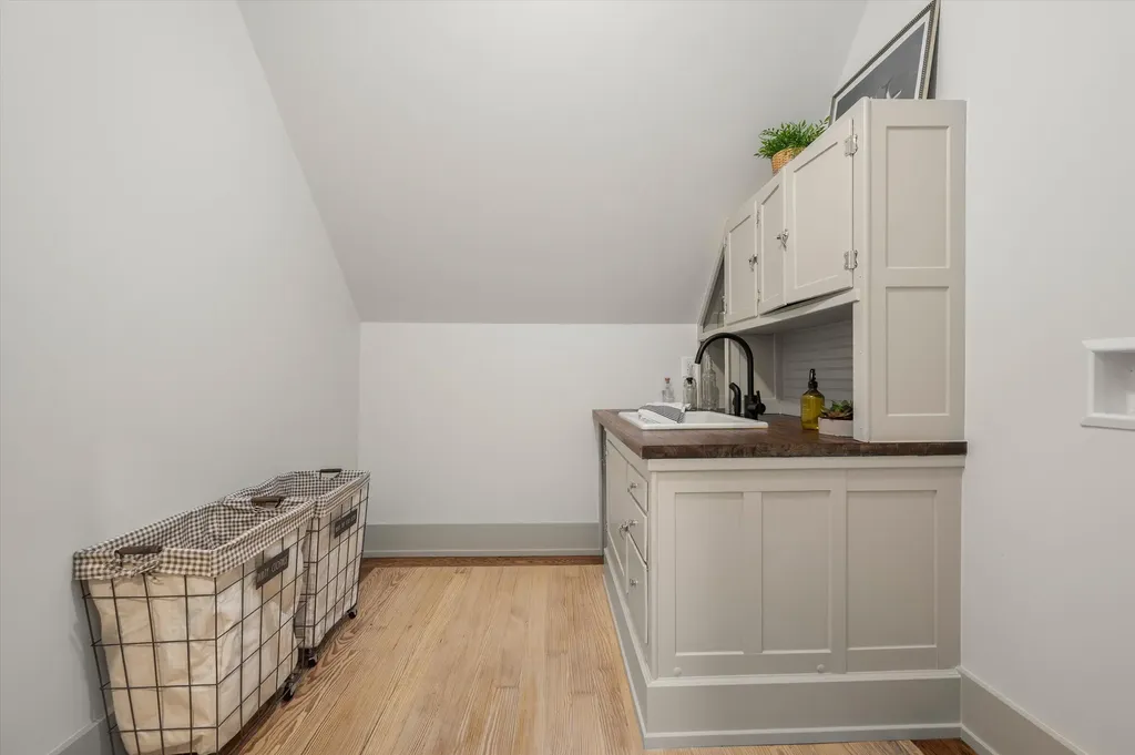 621 W Summit Street Ann Arbor City MI 48103