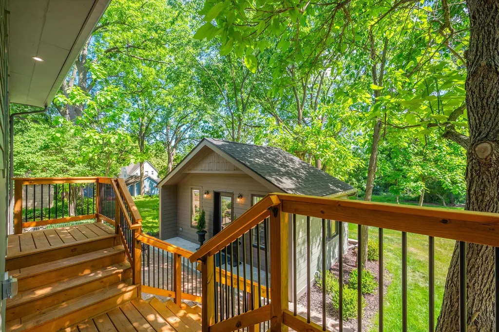 621 W Summit Street Ann Arbor City MI 48103