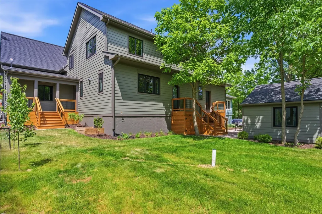 621 W Summit Street Ann Arbor City MI 48103