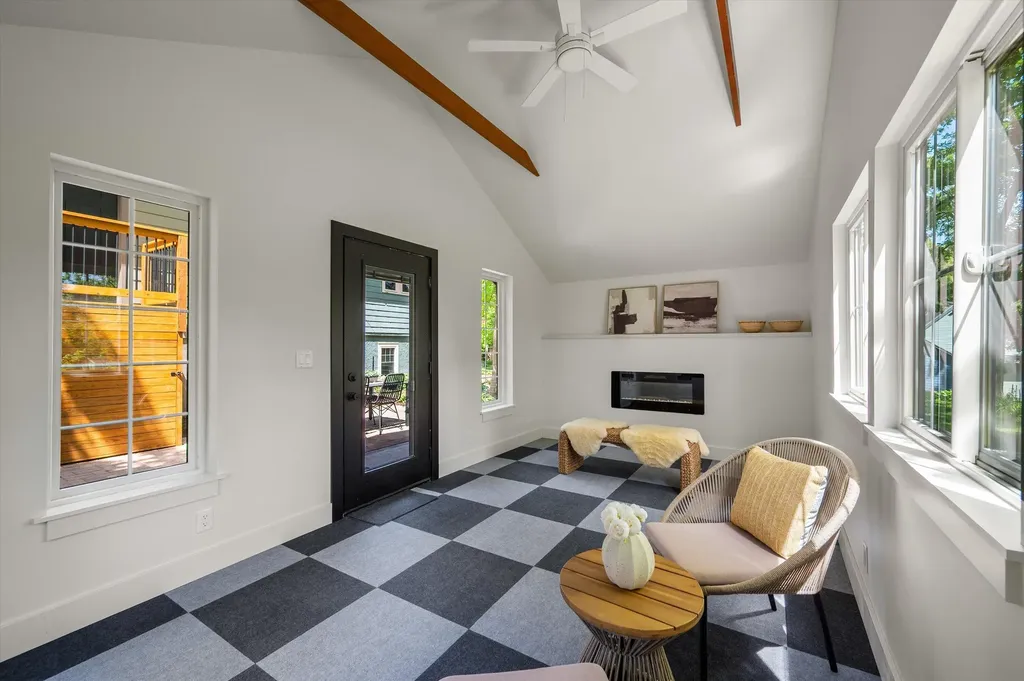 621 W Summit Street Ann Arbor City MI 48103