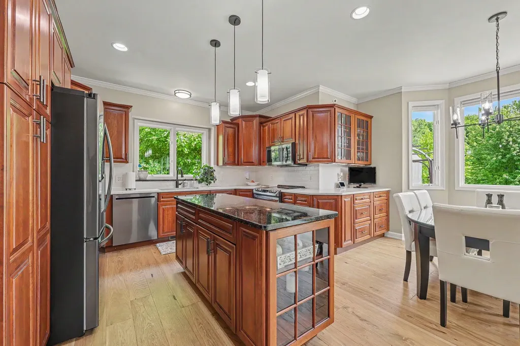 85 Timber Ridge Court York Charter Township MI 48160