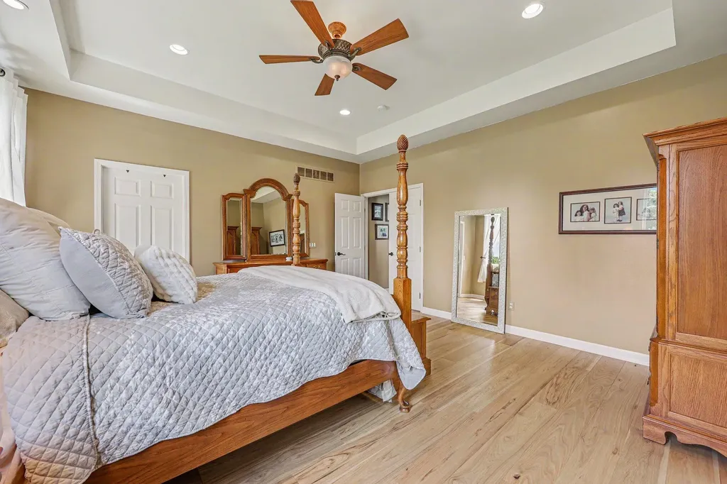 85 Timber Ridge Court York Charter Township MI 48160
