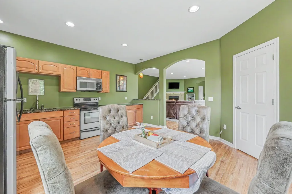 85 Timber Ridge Court York Charter Township MI 48160