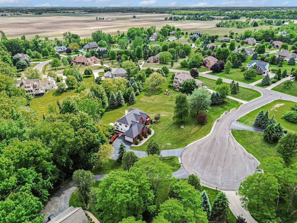 85 Timber Ridge Court York Charter Township MI 48160