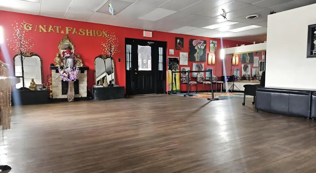 15040 E 9 Mile Road Eastpointe City MI 48021