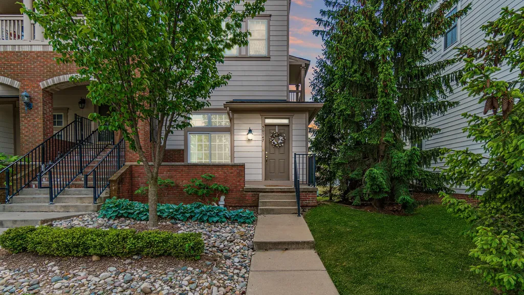 50147 Harding Street Canton Charter Township MI 48188