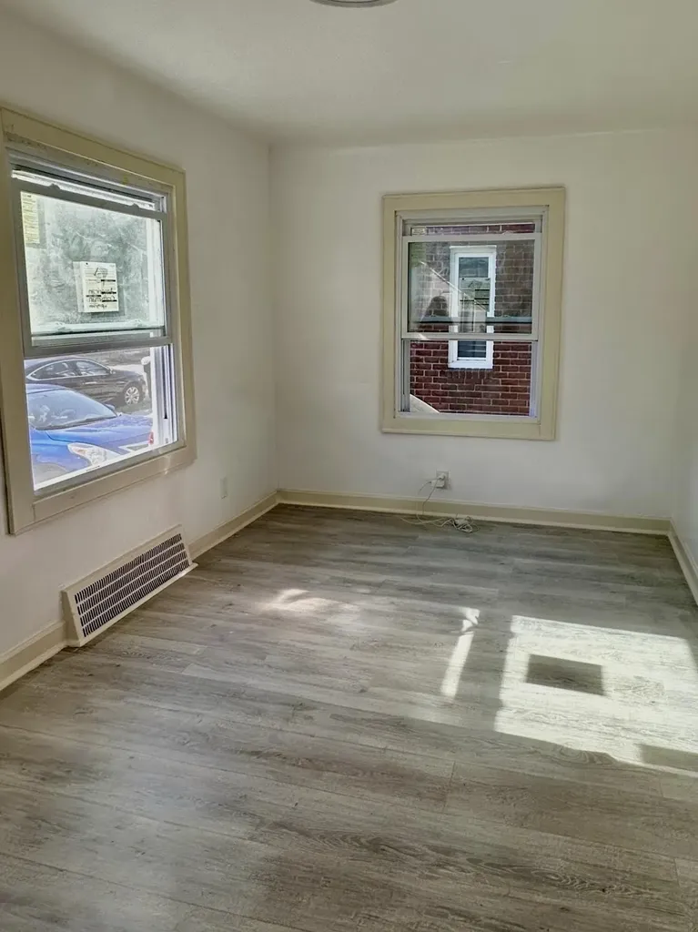 15364 S Freeland Street Detroit City MI 48227