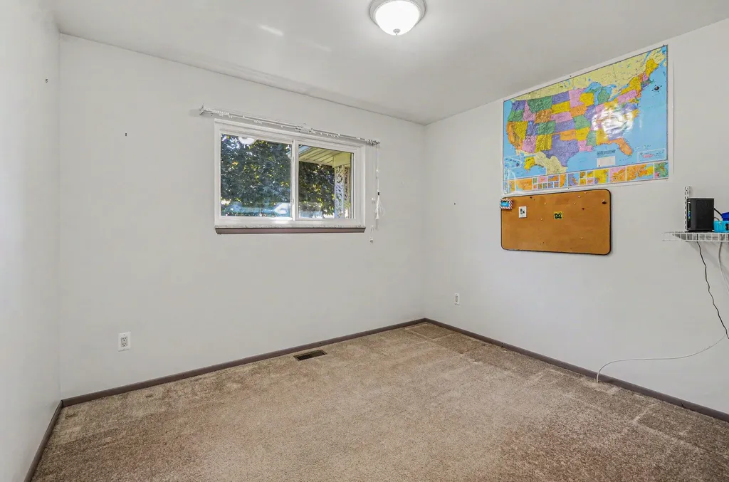 39511 Helena Avenue Sterling Heights City MI 48313