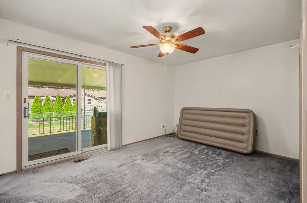 39511 Helena Avenue Sterling Heights City MI 48313