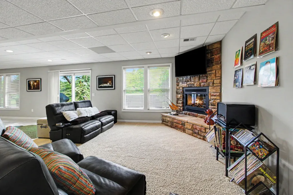 51221 Northview Plymouth Charter Township MI 48170
