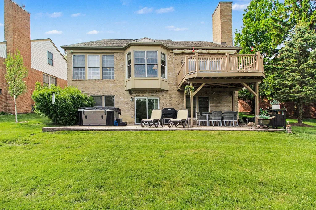 51221 Northview Plymouth Charter Township MI 48170