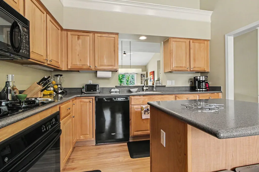 51221 Northview Plymouth Charter Township MI 48170