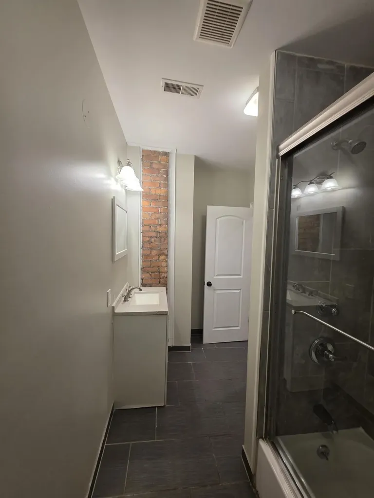 2493 Fischer Street Detroit City MI 48214