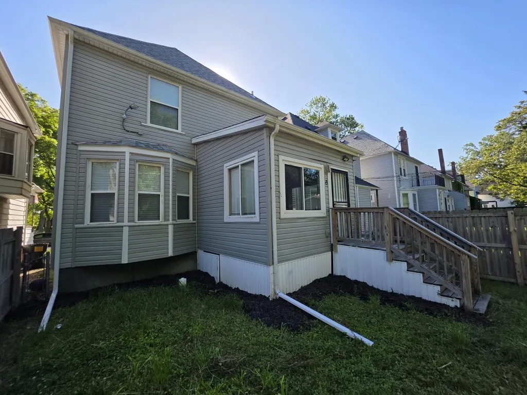 2493 Fischer Street Detroit City MI 48214