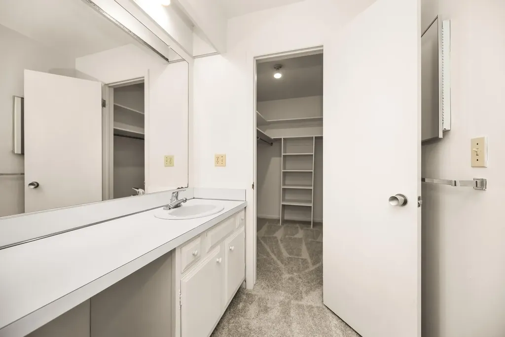 15 Haverhill Court Ann Arbor City MI 48105