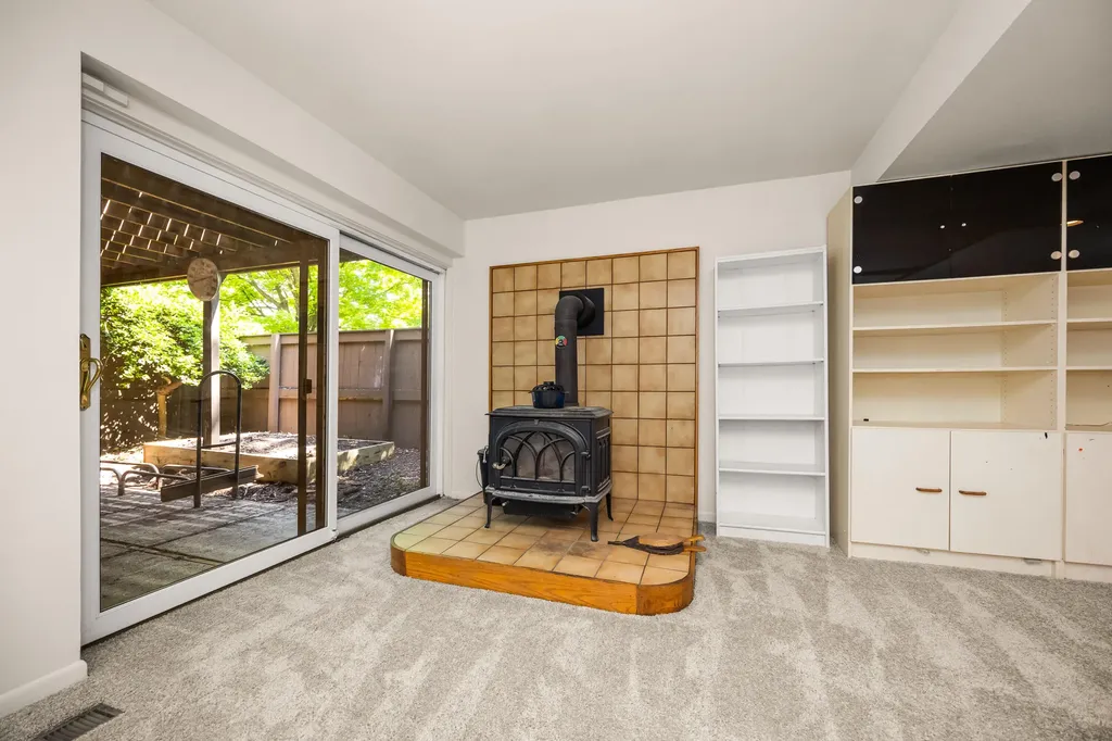 15 Haverhill Court Ann Arbor City MI 48105