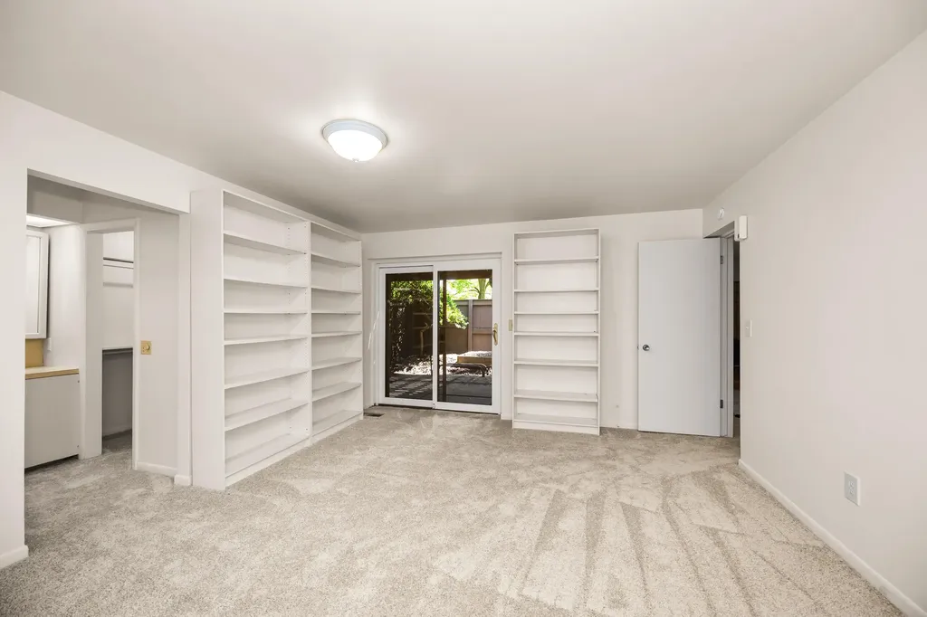 15 Haverhill Court Ann Arbor City MI 48105
