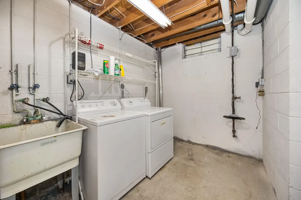 15 Haverhill Court Ann Arbor City MI 48105