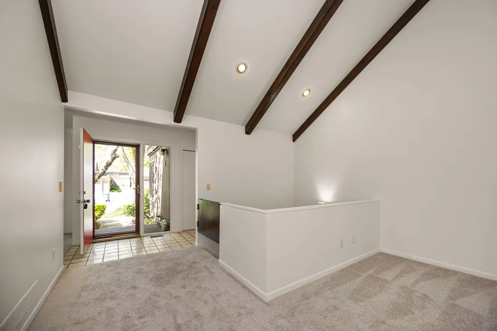 15 Haverhill Court Ann Arbor City MI 48105