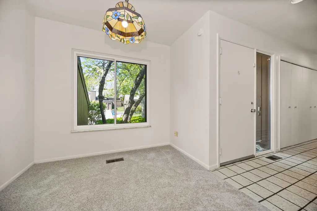 15 Haverhill Court Ann Arbor City MI 48105