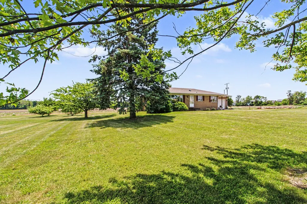 7610 Willis Road Augusta Charter Township MI 48197