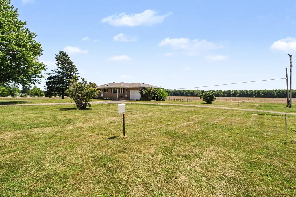7610 Willis Road Augusta Charter Township MI 48197