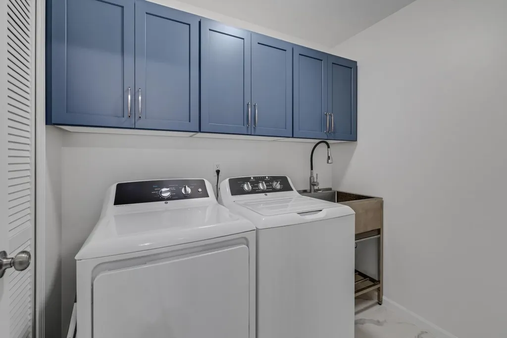 56260 Troon N Shelby Charter Township MI 48316