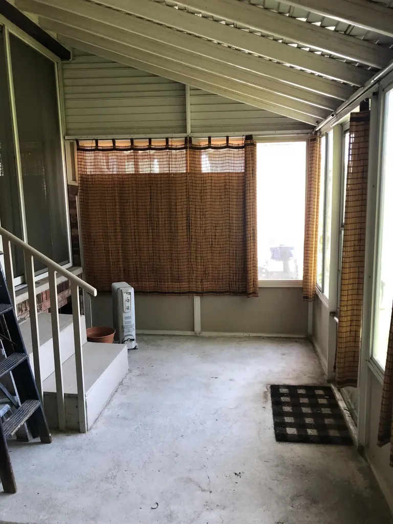 25136 Potomac Drive South Lyon City MI 48178