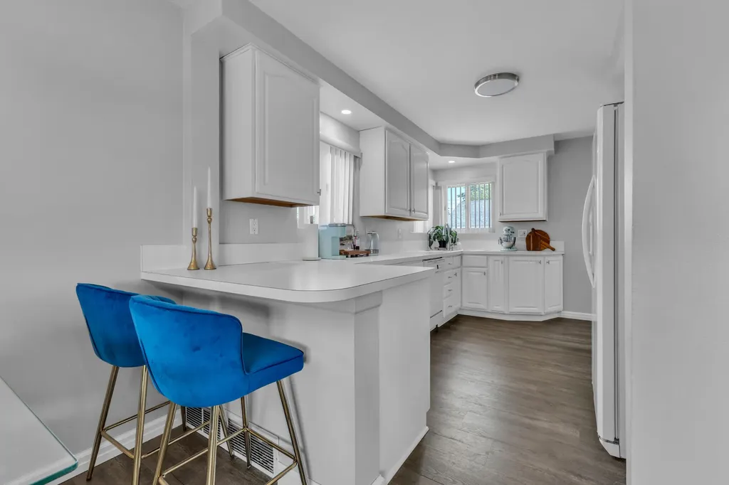 32826 Benson Drive Westland City MI 48185