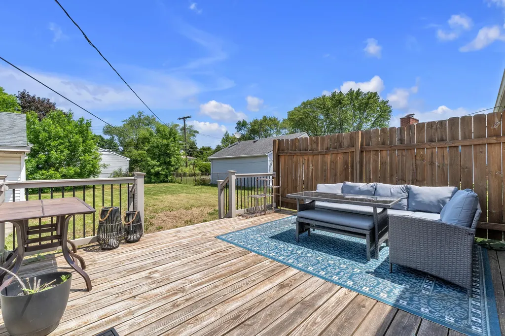 32826 Benson Drive Westland City MI 48185