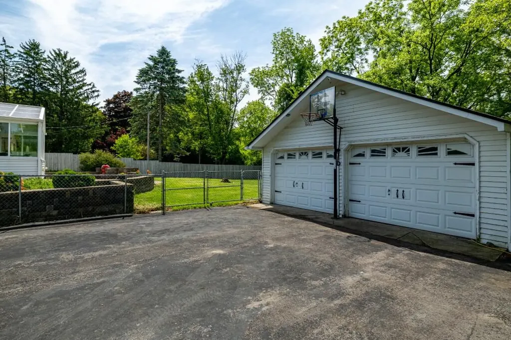 3705 Dexter Ann Arbor Road Scio Township MI 48103