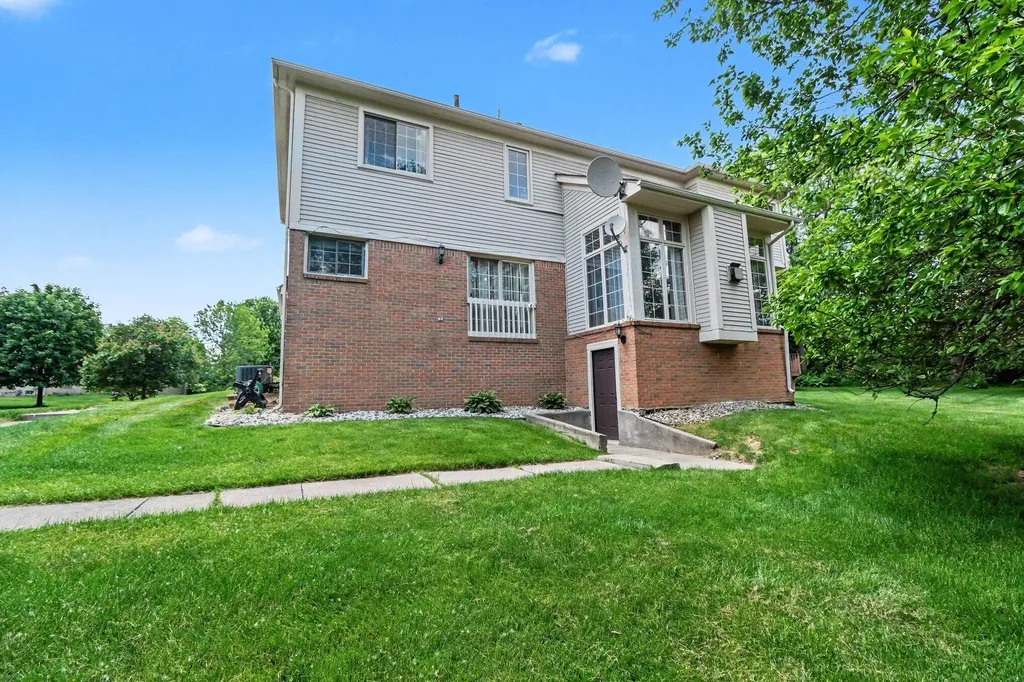 4077 Persimmon Drive Pittsfield Charter Township MI 48197