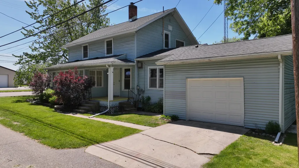 115 E Emerson Street Ithaca City MI 48847