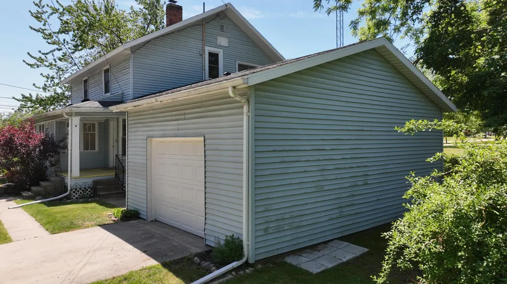 115 E Emerson Street Ithaca City MI 48847