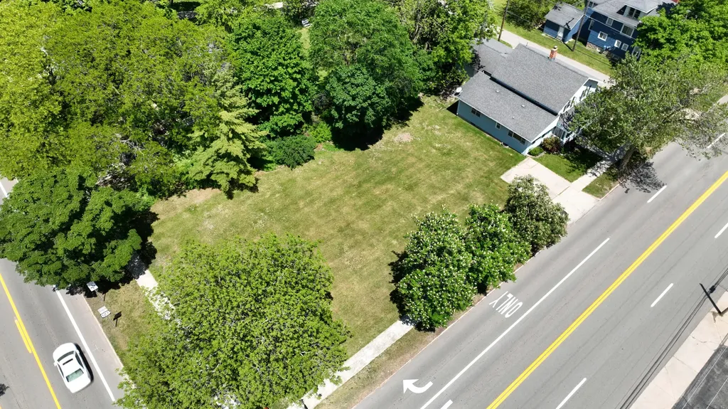 115 E Emerson Street Ithaca City MI 48847